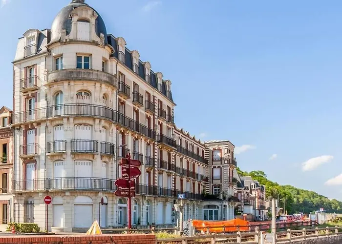 Juste La - Classe 3 Etoiles - Face A La